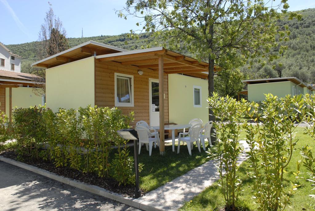 Camping Brione Otel Riva del Garda Dış mekan fotoğraf